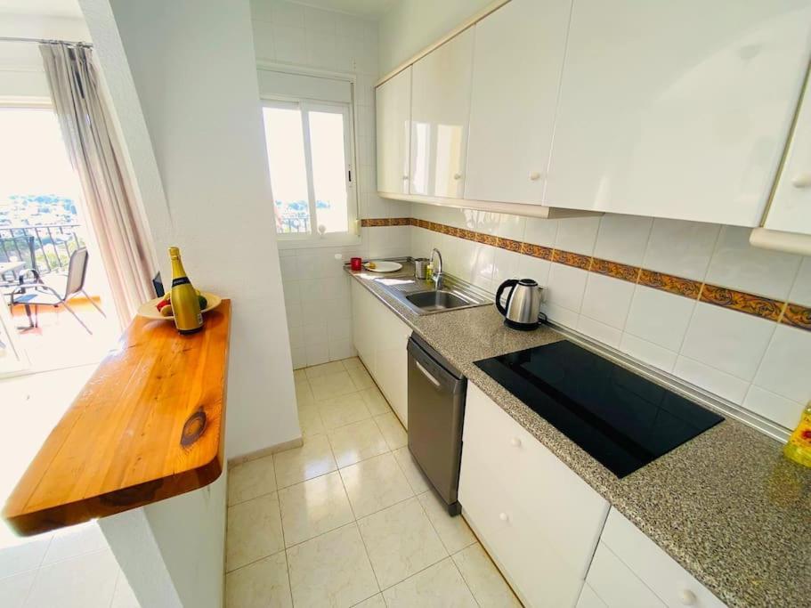 Canario - Imperial Park - Sea View, 6 Pools, Terrace Apartment *
